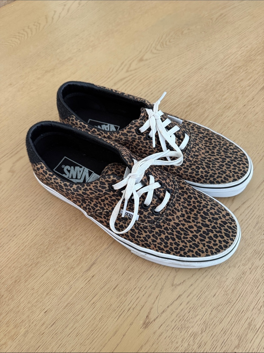 VANS- Leopard-Print Low Top Sneakers  Brown/Black size 9